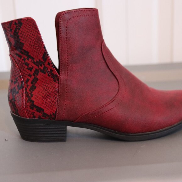 True Craft Tessa Re /Snake Skin Print Booties Split Side Sz 8.5 Colorful CowGirl - Picture 3 of 10